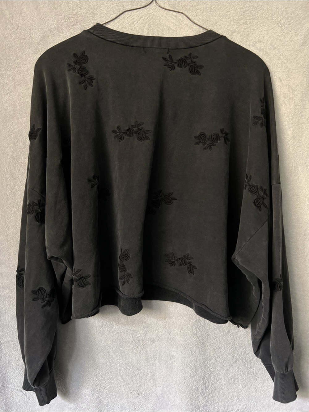 torrid Black Cropped Crewneck Sweatshirt with Tonal Floral Embroidery - Picture 3 of 6